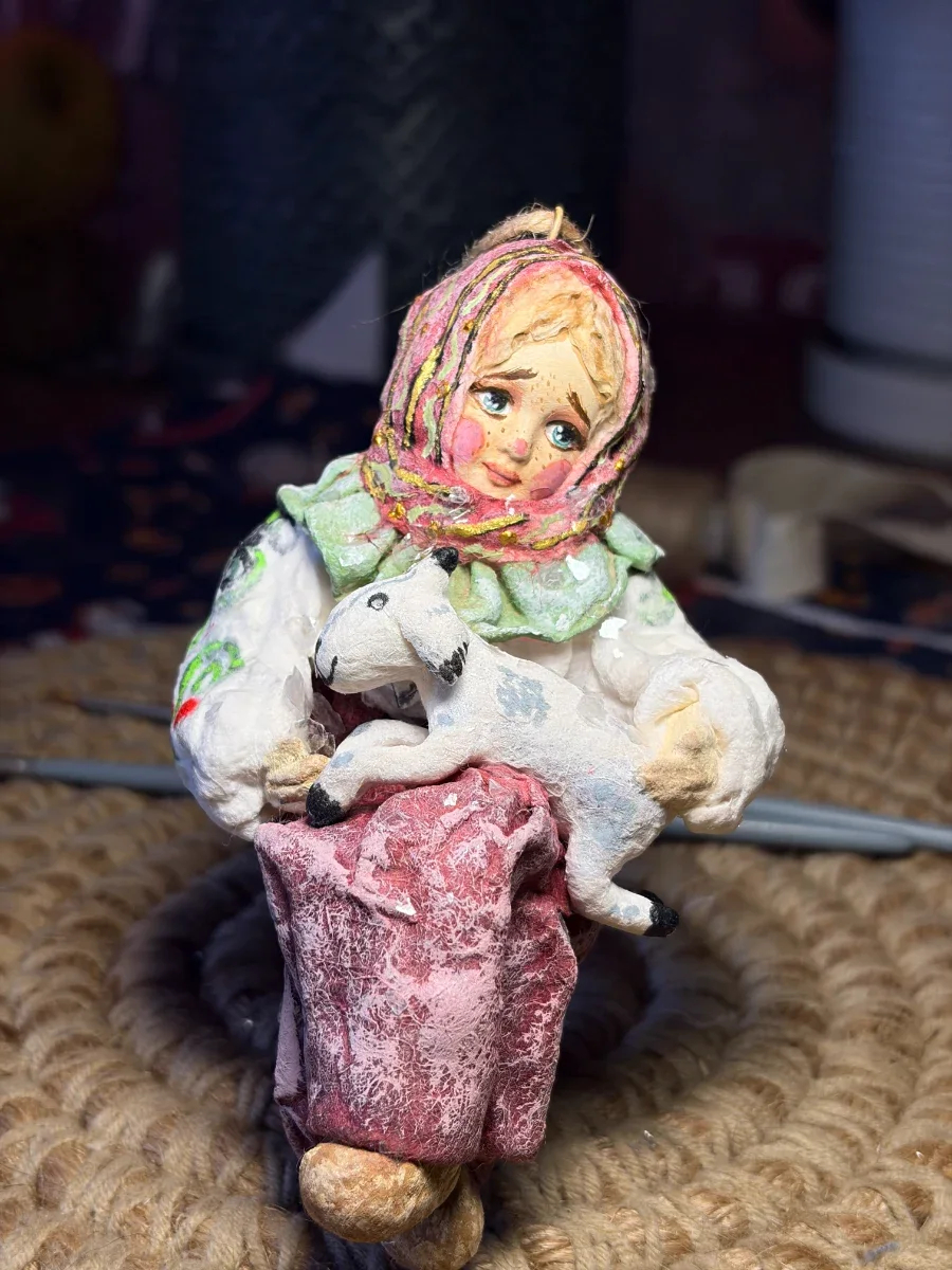 Ёлочная ватная игрушка Аленка с козленком — Papier_chudes, фотография 2